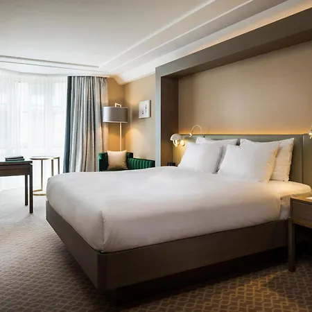 Hilton Vienna Plaza Hotel Buitenkant foto