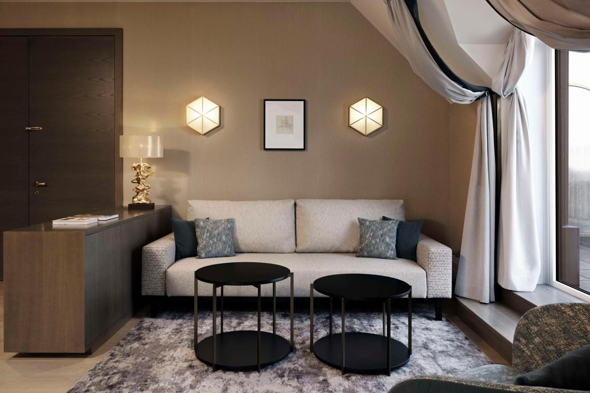 Hilton Plaza 4* Wenen